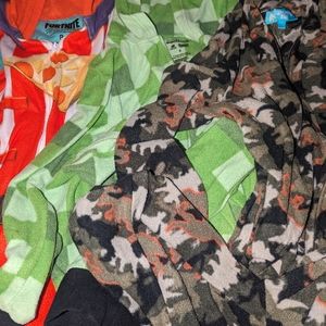 Boy's sleeper size medium bundle